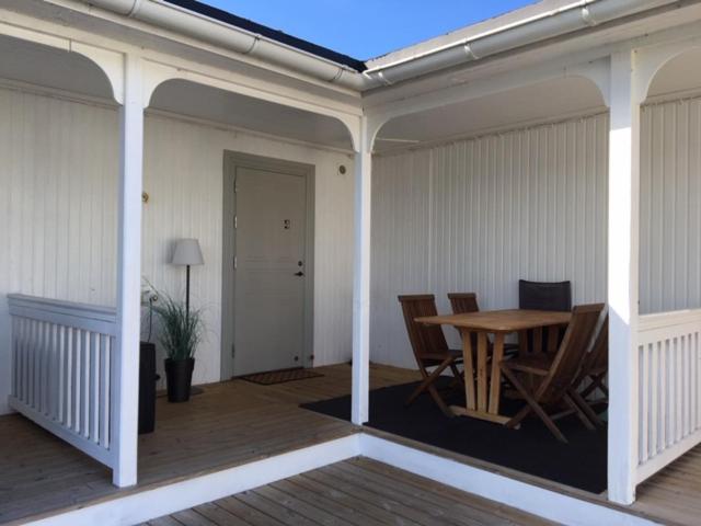 Strandgarden Logi Varberg Buitenkant foto